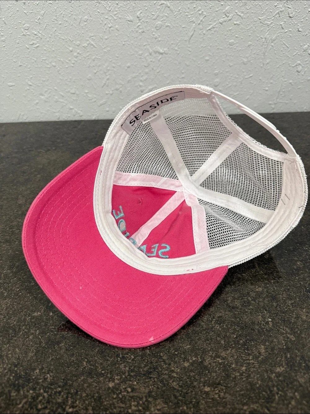 The Seaside Style bright pink